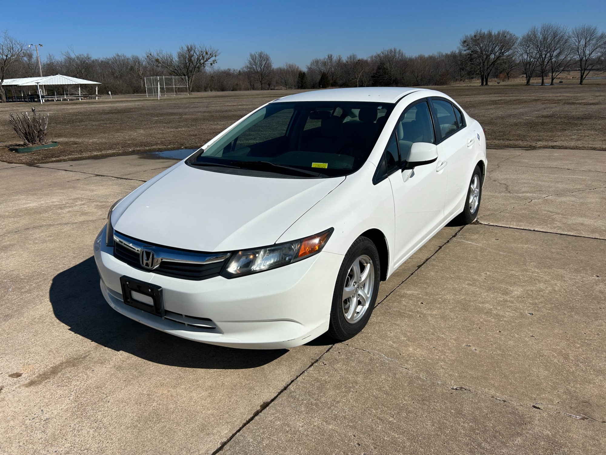 photo of 2012 Honda Civic CNG Sedan 5-Speed AT